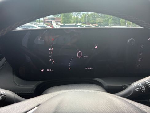 Used 2025 Buick Encore GX Preferred FWD image 41