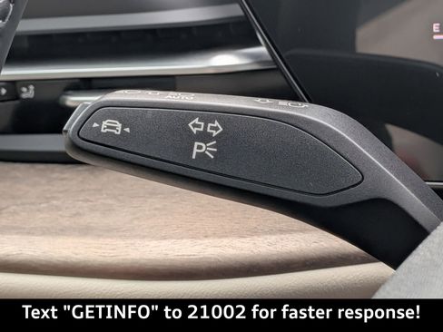 Certified 2025 Audi Q5 Premium Plus image 34