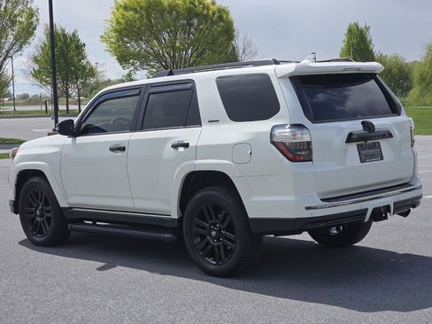 Used 2020 Toyota 4Runner Nightshade AWD/4WD image 6