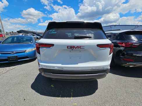 Used 2026 GMC Terrain Elevation AWD/4WD image 3
