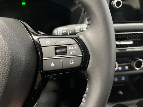 New 2026 Honda HR-V EX-L image 16