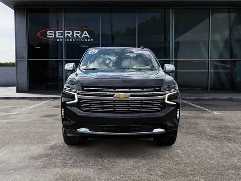Used 2023 Chevrolet Suburban Premier w/ Advanced Technology Package AWD/4WD image 8