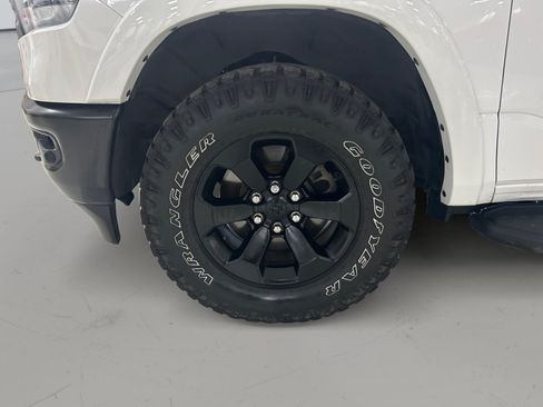 Used 2023 RAM 1500 Lone Star AWD/4WD image 9