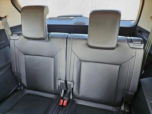 Used 2021 Volkswagen Atlas SE image 13