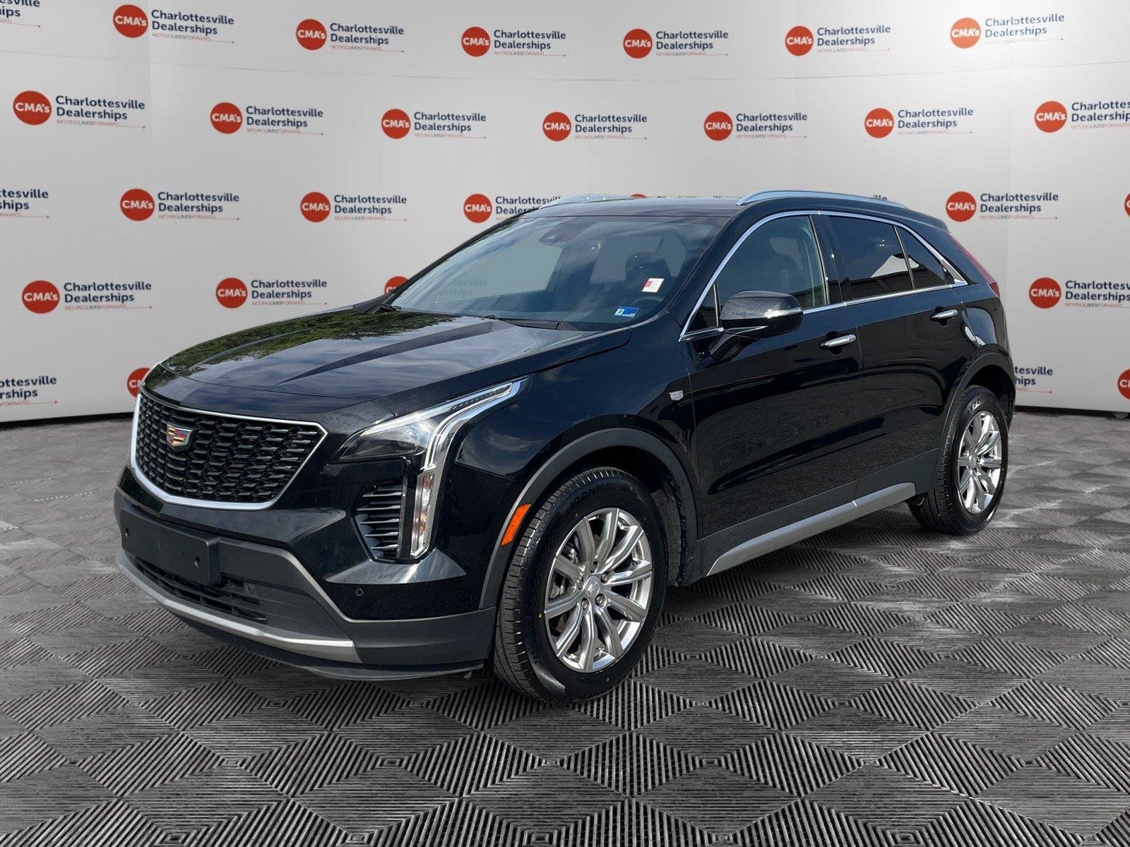 Used 2022 Cadillac XT4 Premium Luxury w/ Safety Alert Package FWD image 1
