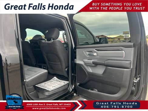 Used 2022 RAM 1500 Big Horn AWD/4WD image 23