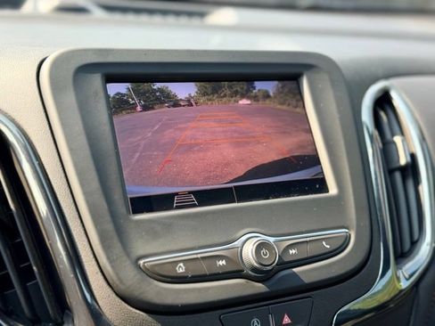 Used 2024 Chevrolet Equinox RS FWD image 15