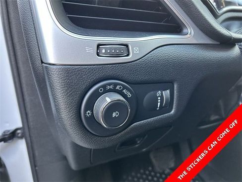 Certified 2022 Jeep Cherokee Latitude image 17