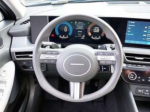 Certified 2024 Hyundai Sonata SEL image 19