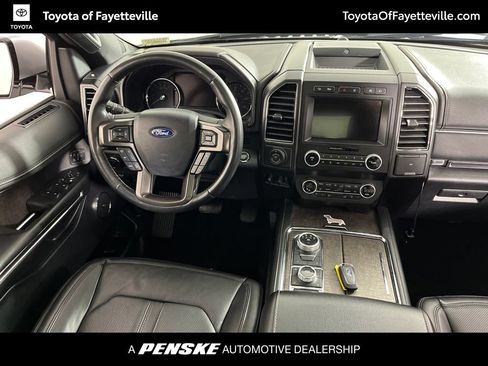 Used 2021 Ford Expedition Limited AWD/4WD image 2