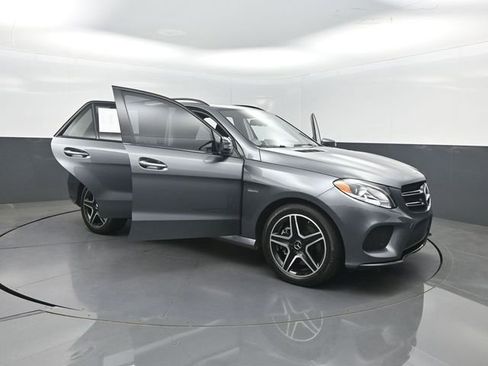 Used 2019 Mercedes-Benz GLE 43 AMG 4MATIC image 40
