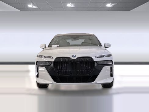New 2026 BMW i7 eDrive50 w/ M Sport Package image 6