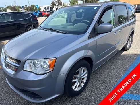 Used 2014 Dodge Grand Caravan SXT FWD image 1