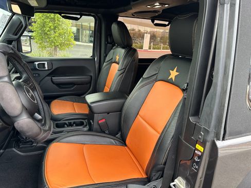 Used 2021 Jeep Wrangler Sport AWD/4WD image 12