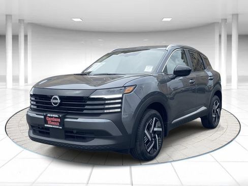 Certified 2026 Nissan Kicks SV FWD image 1