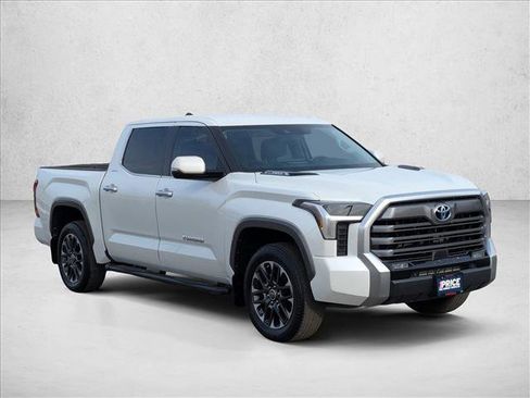 Used 2024 Toyota Tundra Limited image 3