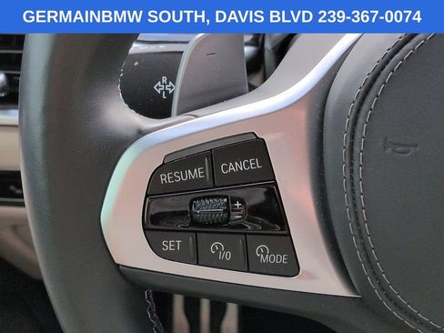Used 2025 BMW X7 M60i AWD/4WD image 28
