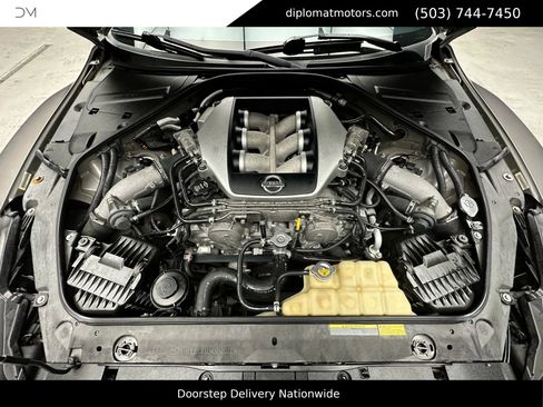 Used 2009 Nissan GT-R Premium image 46
