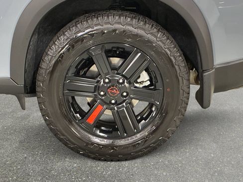 New 2026 Nissan Rogue SV w/ Rock Creek Premium Package AWD/4WD image 31
