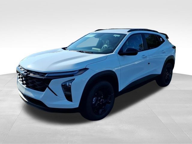 New 2026 Chevrolet Trax LT w/ Midnight Edition FWD image 4