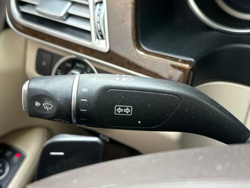 Used 2015 Mercedes-Benz E 350 Sedan image 30