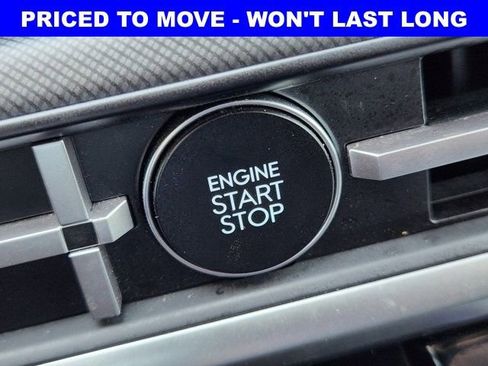 Used 2024 Hyundai Santa Fe SEL image 8