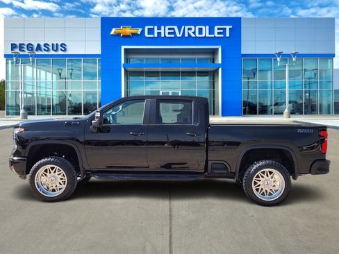 New 2026 Chevrolet Silverado 2500 LT w/ Trail Boss Package AWD/4WD image 3