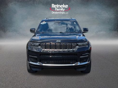 Used 2023 Jeep Grand Cherokee L Summit AWD/4WD image 2
