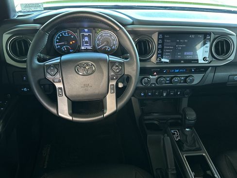 Used 2022 Toyota Tacoma TRD Pro image 13