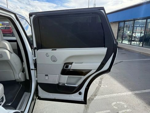 Used 2017 Land Rover Range Rover Long Wheelbase Autobiography image 32