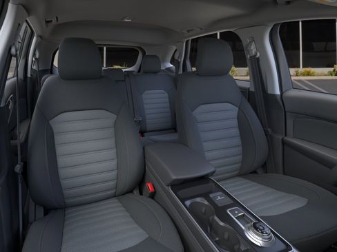 New 2024 Ford Edge SE w/ Black Appearance Package image 10