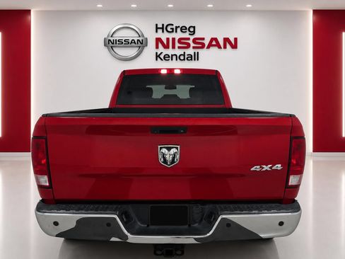 Used 2018 RAM 2500 Tradesman w/ Chrome Appearance Group AWD/4WD image 6