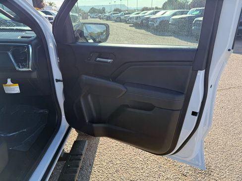 New 2026 GMC Canyon Elevation w/ Convenience Package image 21