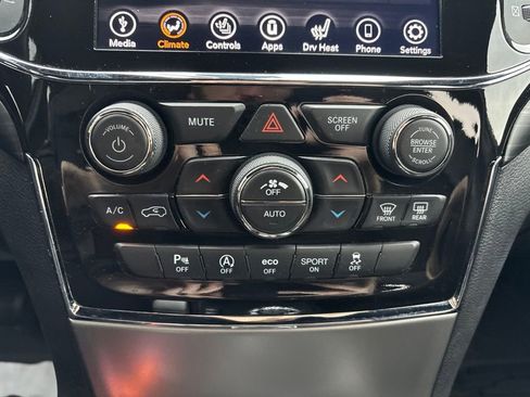 Used 2021 Jeep Grand Cherokee Laredo X AWD/4WD image 64