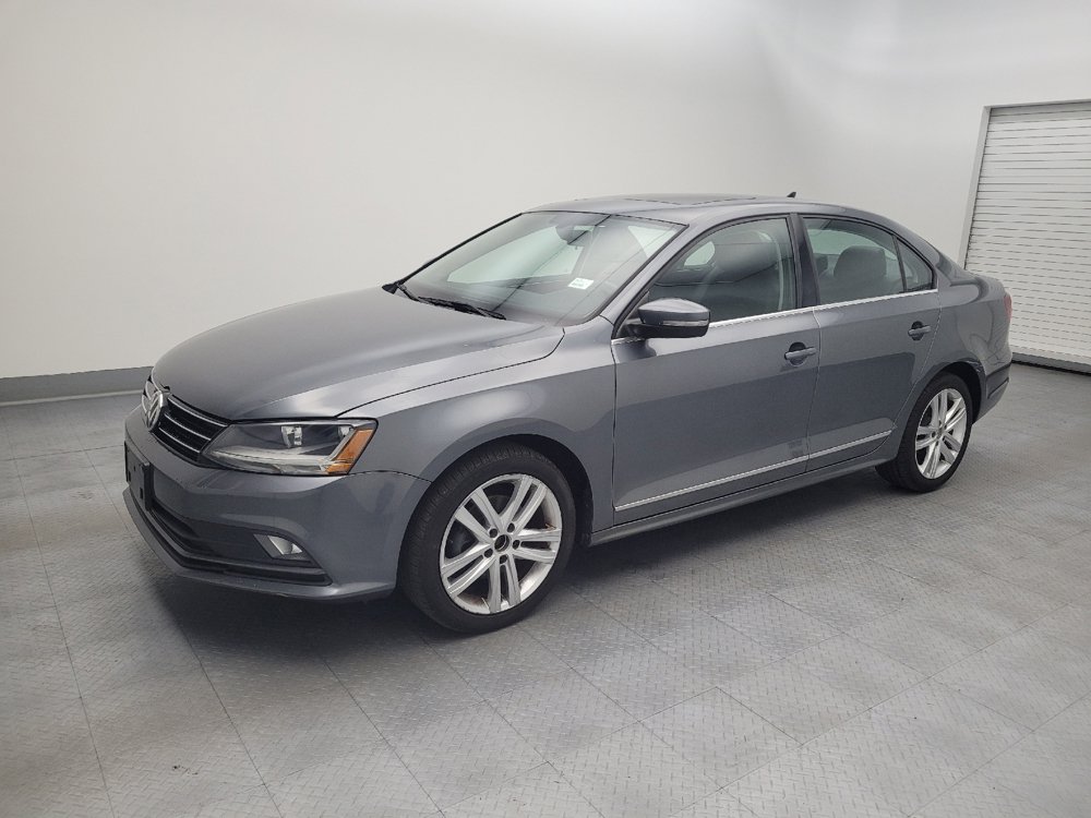 Used 2017 Volkswagen Jetta SEL FWD image 2
