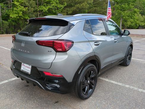 Used 2024 Buick Encore GX Sport Touring w/ Comfort Package FWD image 4