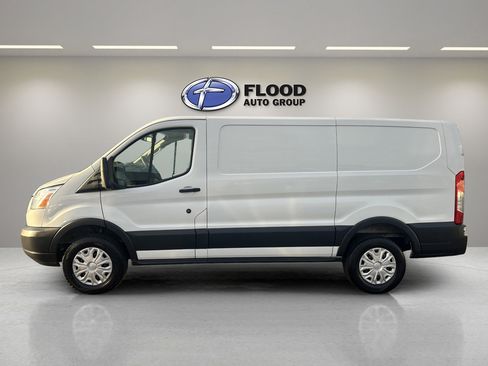 Used 2016 Ford Transit 250 130 Low Roof w/ Exterior Upgrade Package image 4