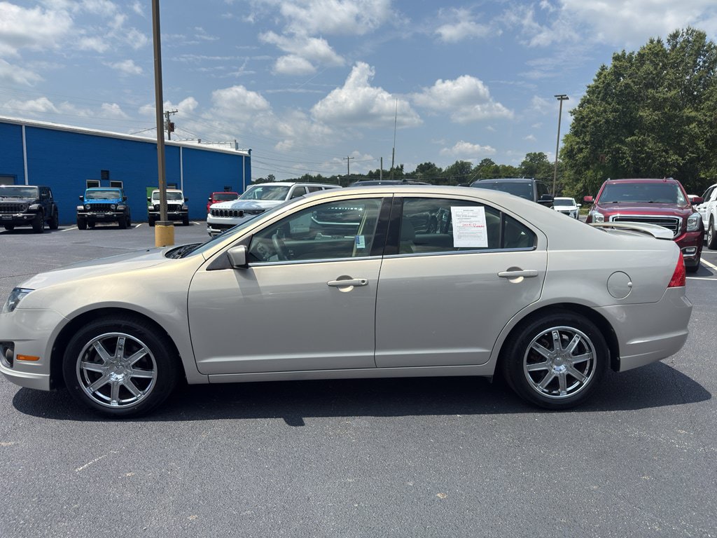 Used 2010 Ford Fusion SE FWD image 11