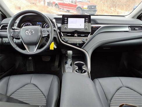 Certified 2024 Toyota Camry SE w/ Cold Weather Package image 11