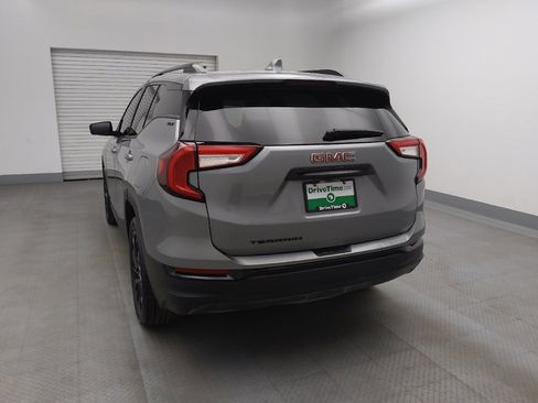 Used 2023 GMC Terrain SLT w/ Elevation Edition image 6