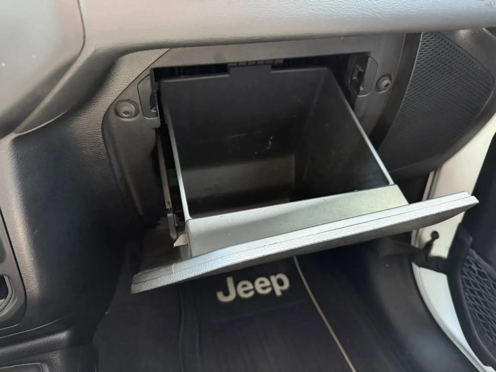 Used 2021 Jeep Gladiator Overland AWD/4WD image 29