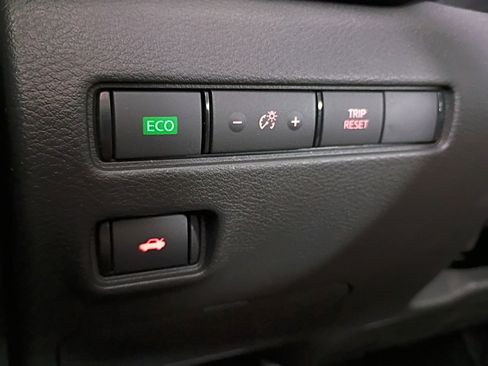 New 2025 Nissan Sentra SV w/ All-Weather Package image 31