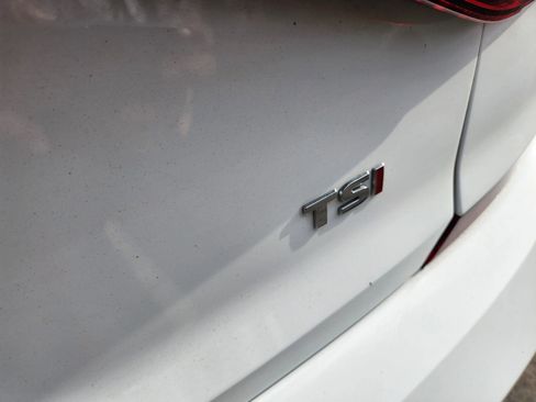 Used 2018 Volkswagen Passat 2.0T SE image 14