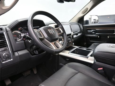 Used 2014 RAM 1500 Laramie w/ Convenience Group image 18