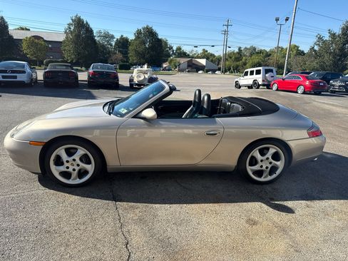 Used 2000 Porsche 911 Carrera image 22