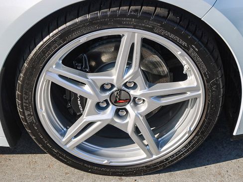 Used 2023 Chevrolet Corvette Stingray Premium Cpe image 11