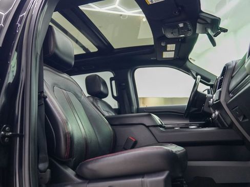 Used 2020 Ford Expedition Limited w/ Equipment Group 303A image 12