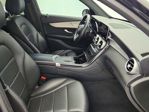 Used 2022 Mercedes-Benz GLC 300 image 23