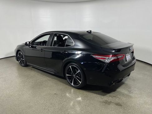 Used 2020 Toyota Camry XSE w/ Carpet Mat Package FWD image 5
