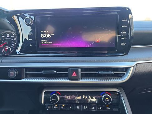 Used 2024 Kia K5 GT-Line w/ GT-Line Premium Package image 18